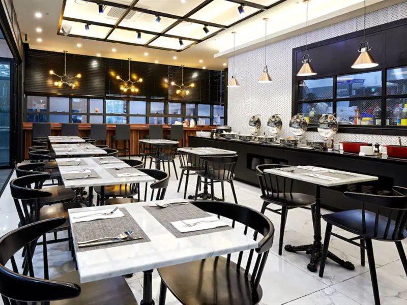 Raonstay In Perla Hotel チンジュ エクステリア 写真