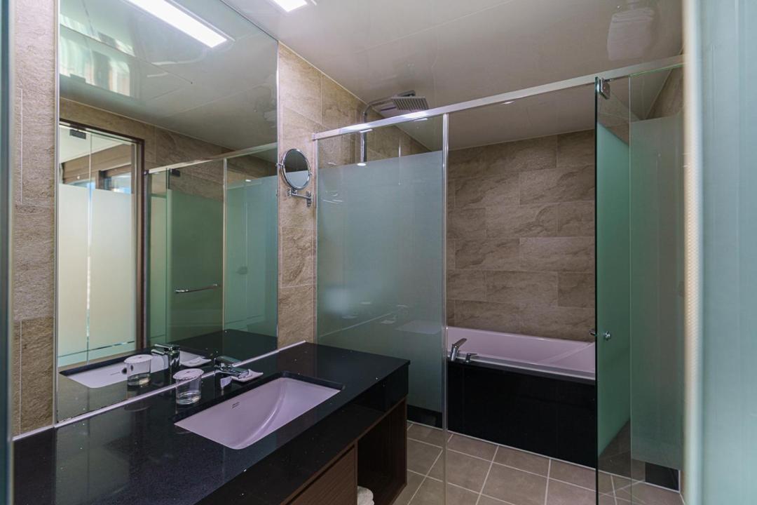 Raonstay In Perla Hotel チンジュ エクステリア 写真
