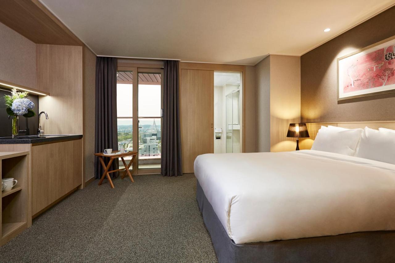 Raonstay In Perla Hotel チンジュ エクステリア 写真