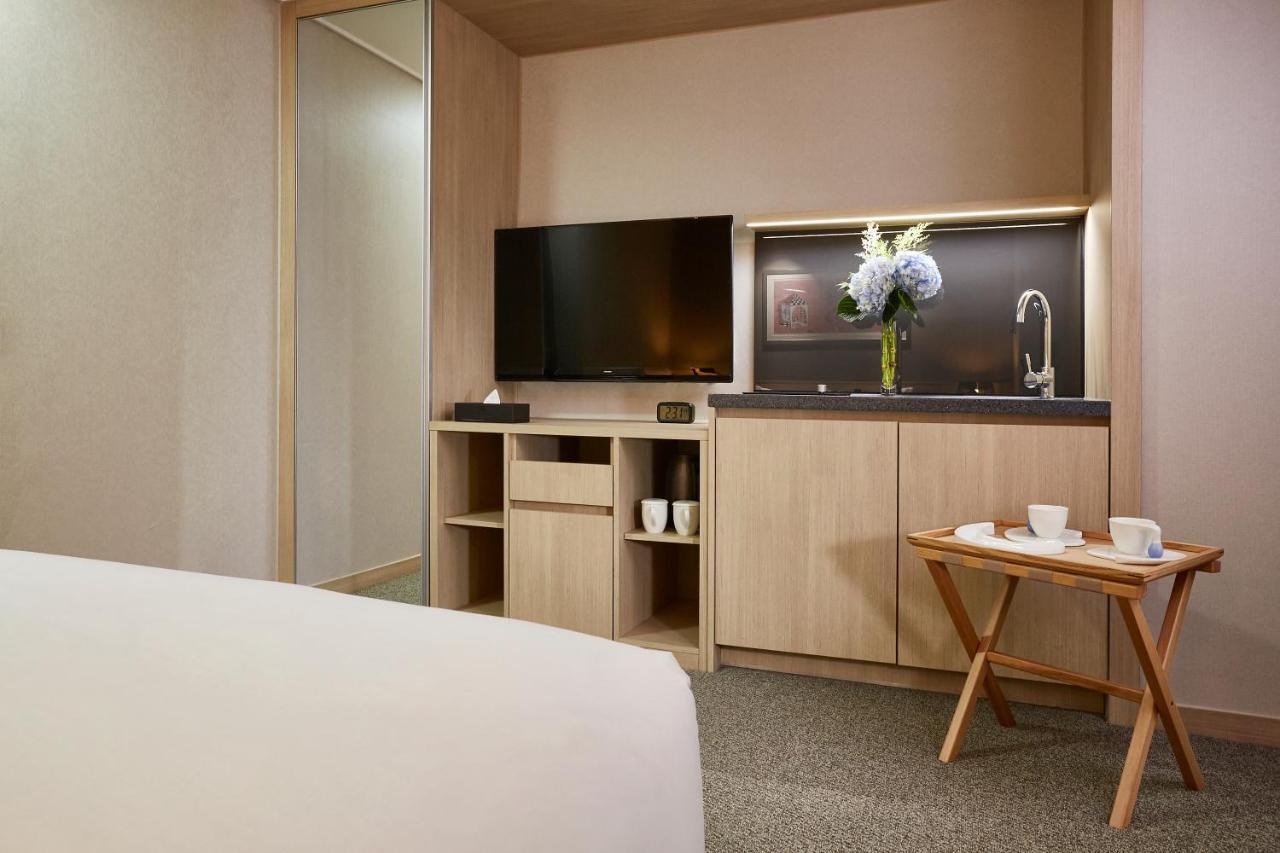 Raonstay In Perla Hotel チンジュ エクステリア 写真