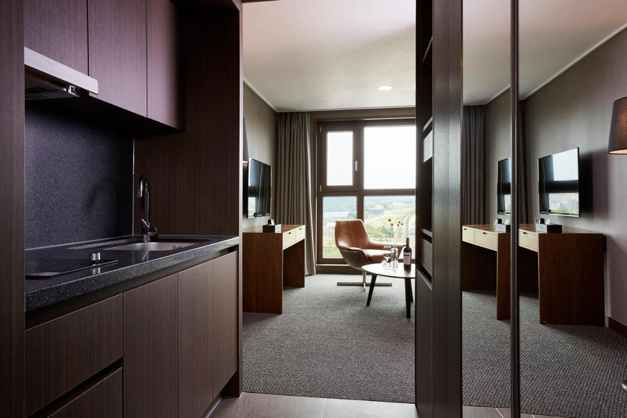 Raonstay In Perla Hotel チンジュ エクステリア 写真