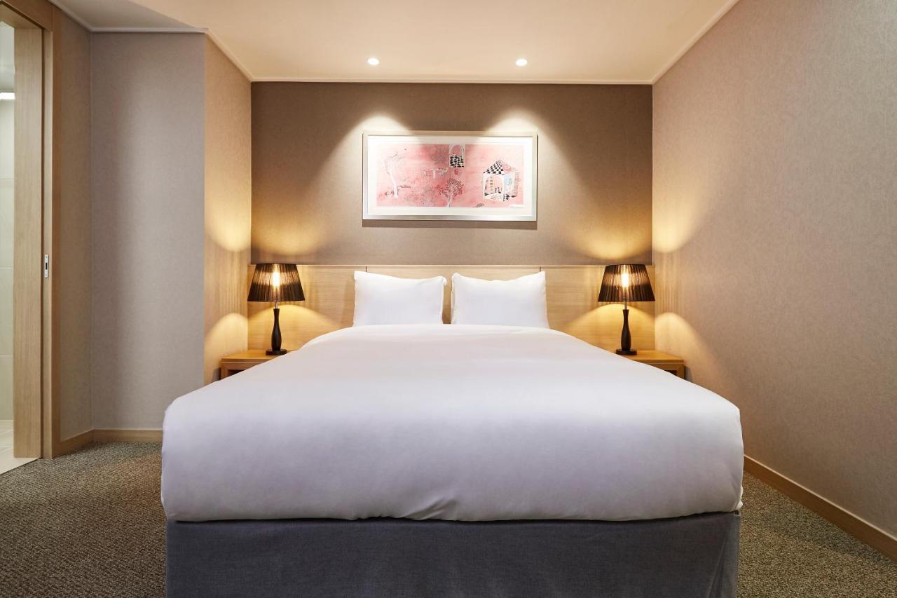 Raonstay In Perla Hotel チンジュ エクステリア 写真