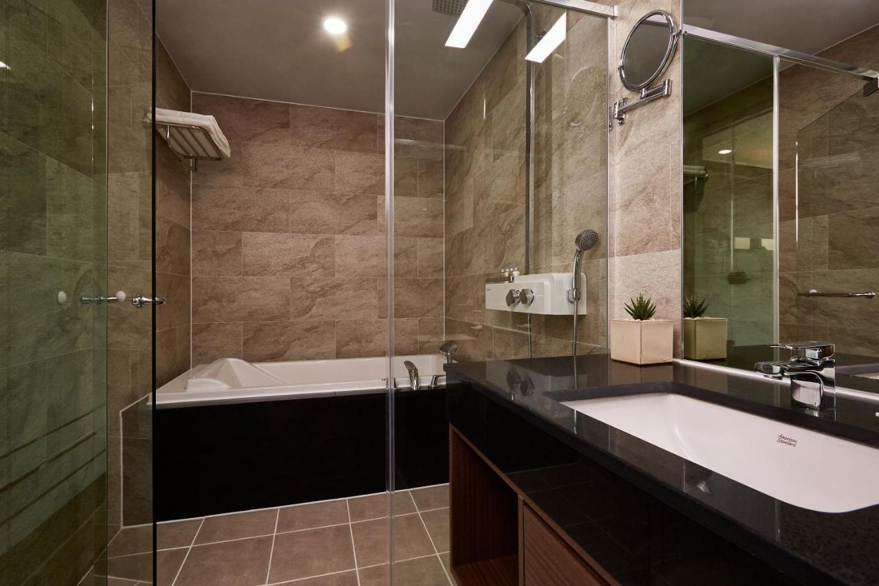 Raonstay In Perla Hotel チンジュ エクステリア 写真