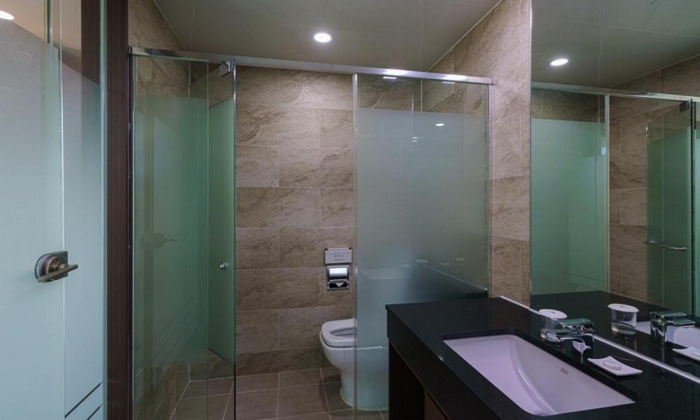 Raonstay In Perla Hotel チンジュ エクステリア 写真